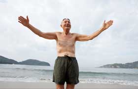 Les secrets de santé des super centenaires des
